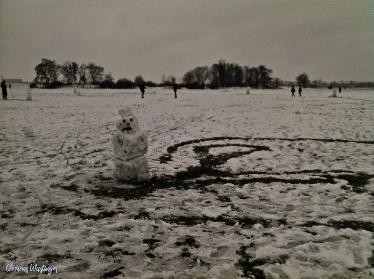 snowmen at THF Berlin